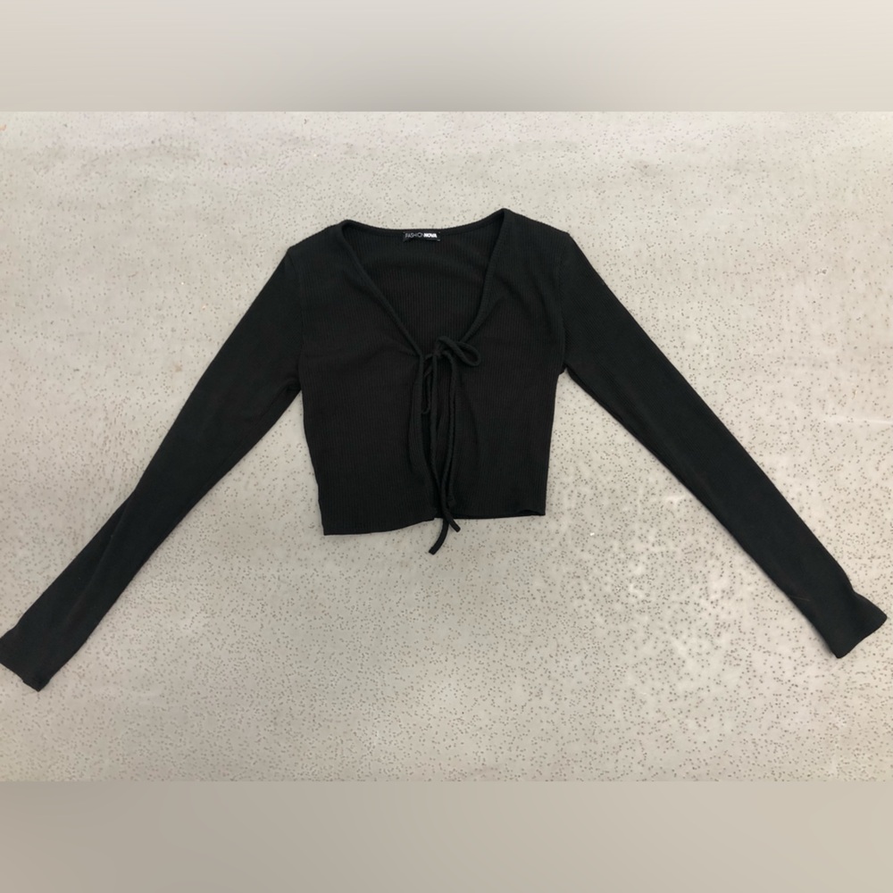 Fashion Nova Black Long Sleeve Open Front Blouse- Small/Medium
